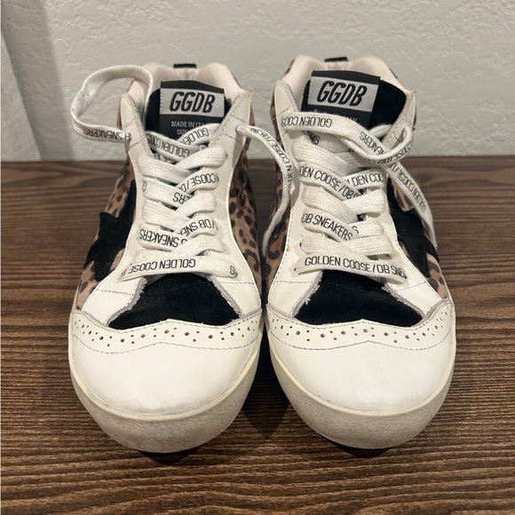 Golden Goose Sneakers - Picture 5 of 6